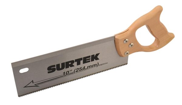 120226 Serrucho con mango de madera de costilla de 10" Surtek