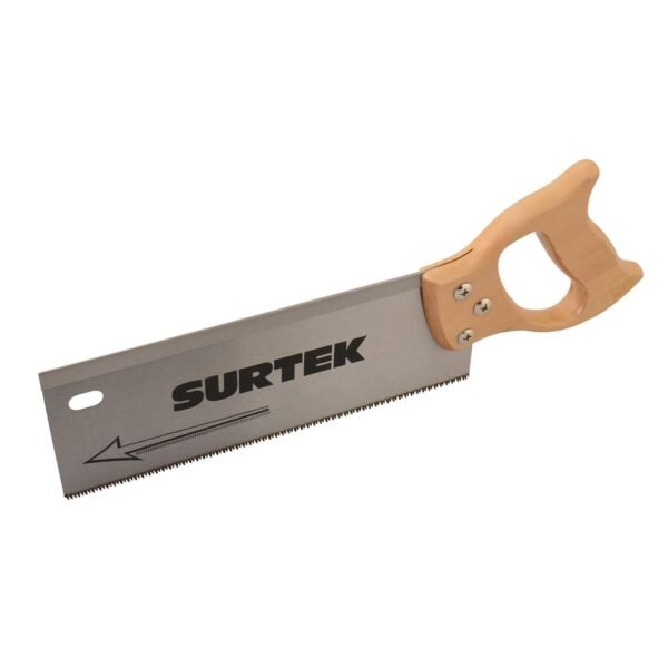 68804710 Serrucho con mango de madera de costilla de 12" Surtek