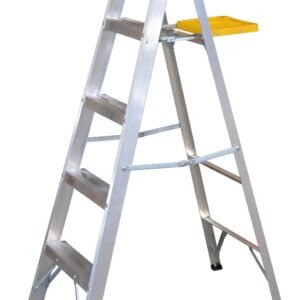 Escalera de tijera tipo III de aluminio y tapa plastica con 4 peldaños Surtek