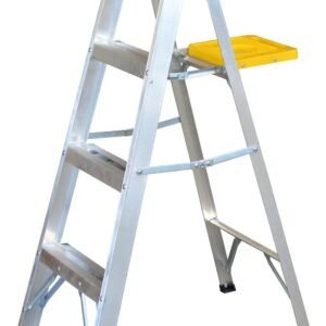 Escalera de tijera tipo III de aluminio y tapa plastica con 3 peldaños Surtek