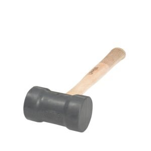 Mazo con cabeza de hule negro con mango de madera de encino de 16", 22 oz Urrea