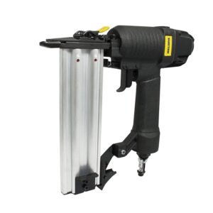 Clavadora neumatica calibre 18GA, capacidad 3/8"-2", 100 clavos Surtek