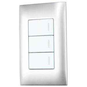 Placa 3 Interruptor 1/3, linea Americana, color plata Surtek